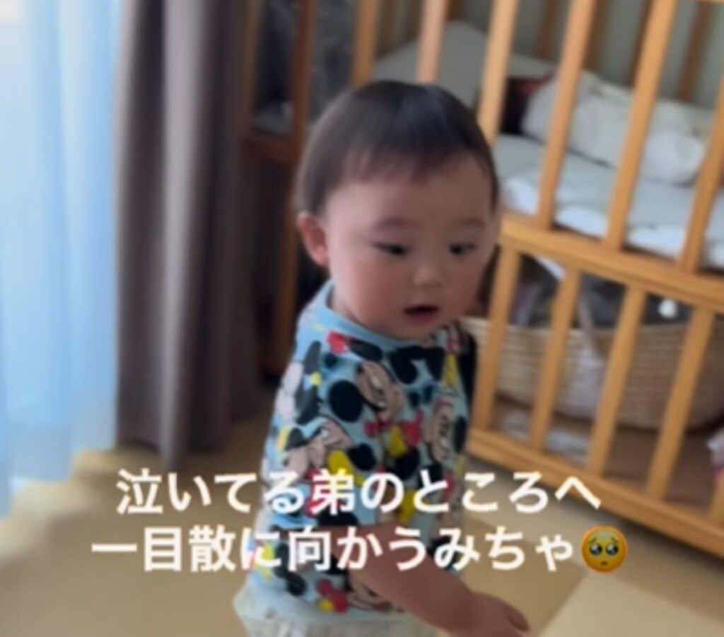 【実際の写真6枚】2歳息子の反応（＠baby.mi8さんより提供）