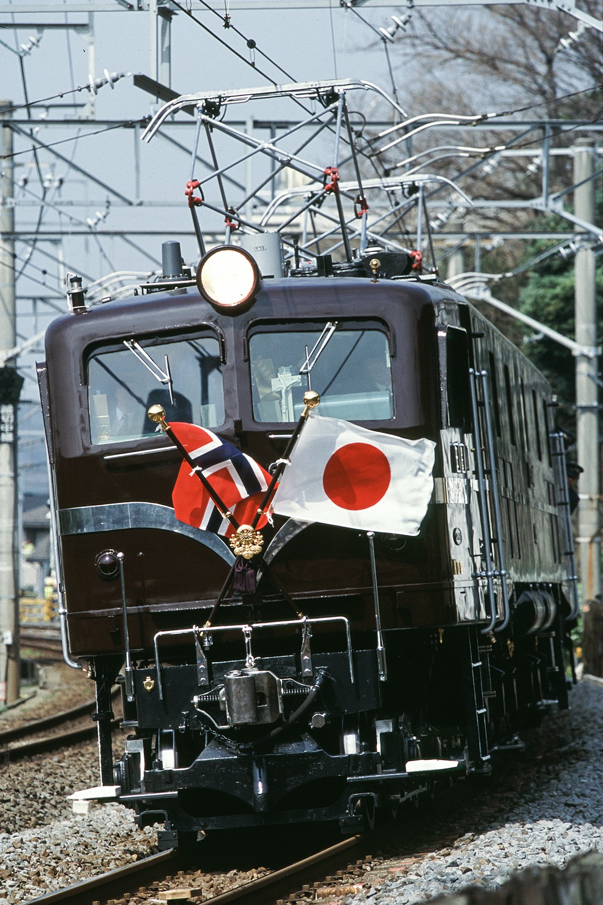 鉄道写真家白井さん