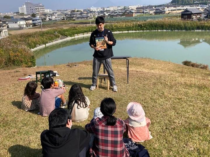 読み聞かせ…中川さん）